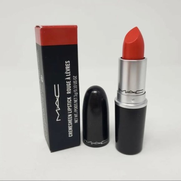 MAC - CREMESHEEN LIPSTICK IN *DOZEN CARNATIONS* - BRAND NEW IN BOX. - Picture 1 of 4